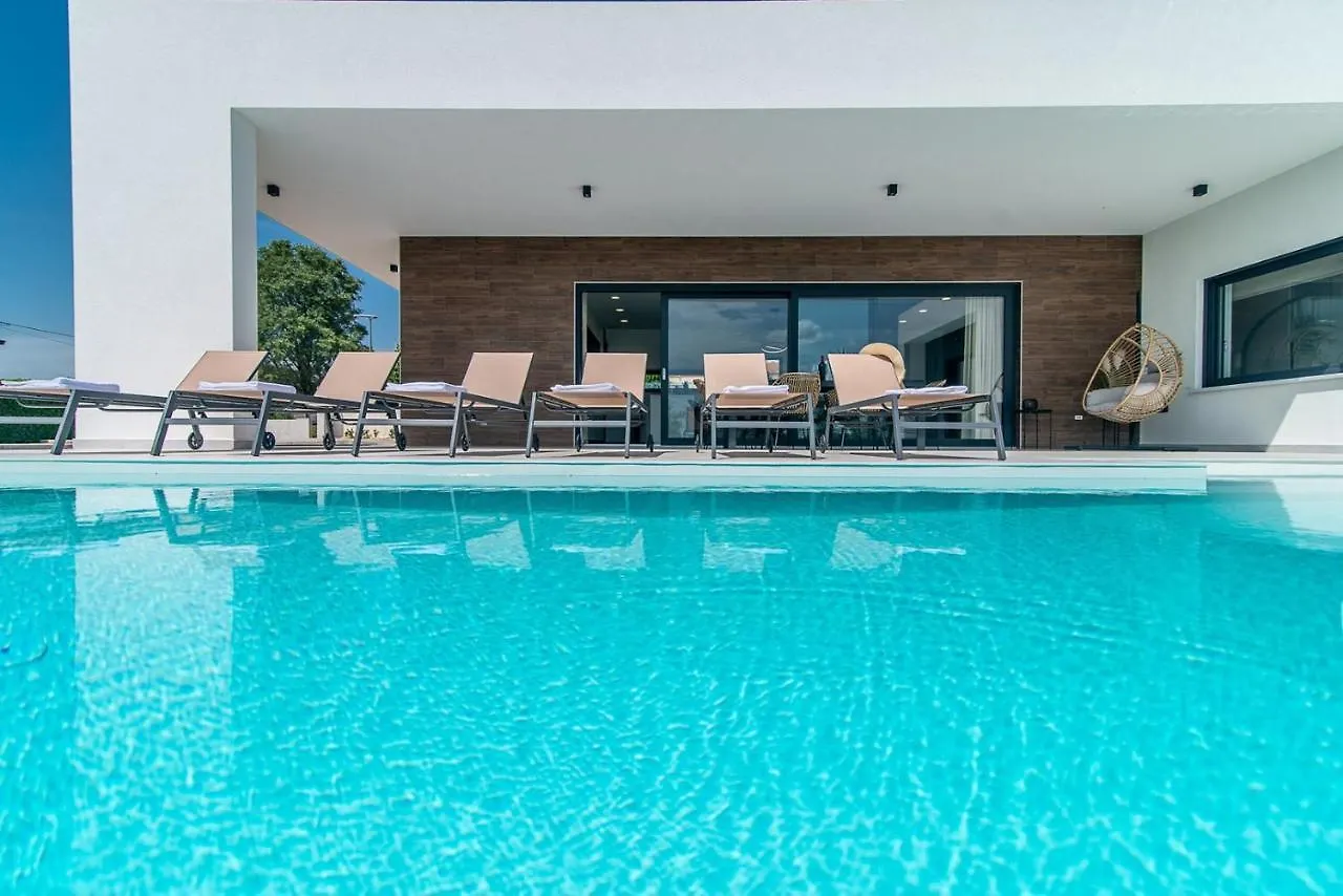 Villa Olea Sveti Petar u Sumi 0*,  Kroatien